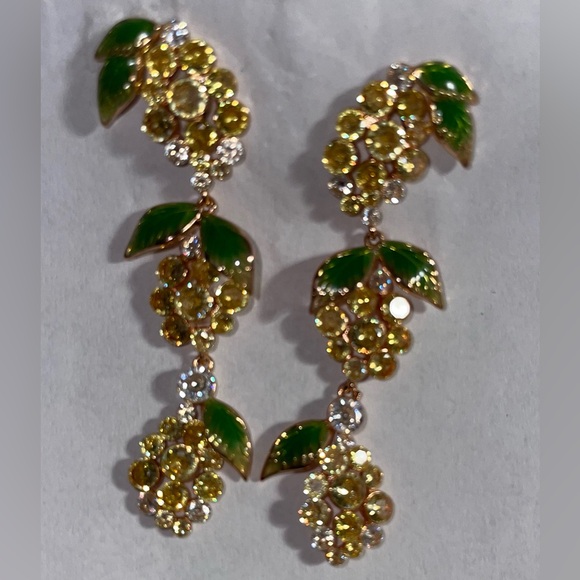 Bomb Party Market Fresh Grapes Dangle Earrings - Picture 6 of 11